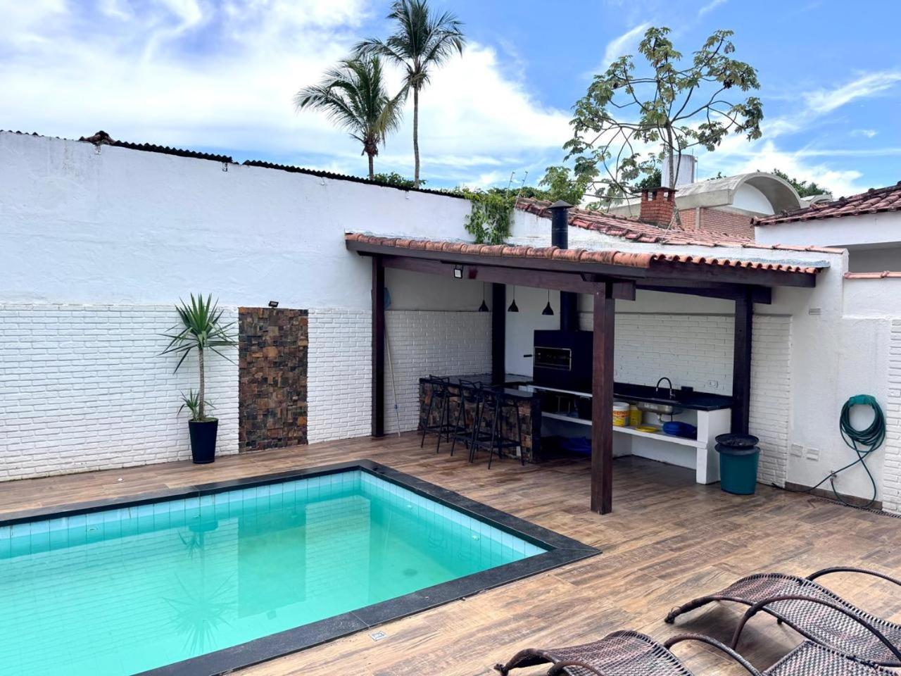 Ótima localização! Casa Tulipa, Praia de Pernambuco Guarujá Exterior foto